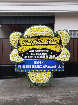 Papan Bunga Duka di Kei Kecil Timur Selatan